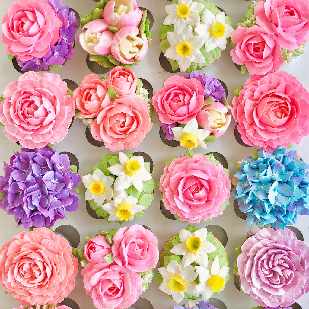 *Mini Floral Cupcakes