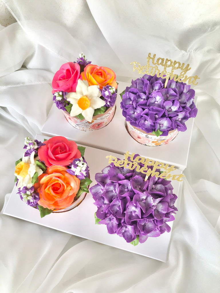 2 Floral Cupcakes in Box (min. order 3 sets)