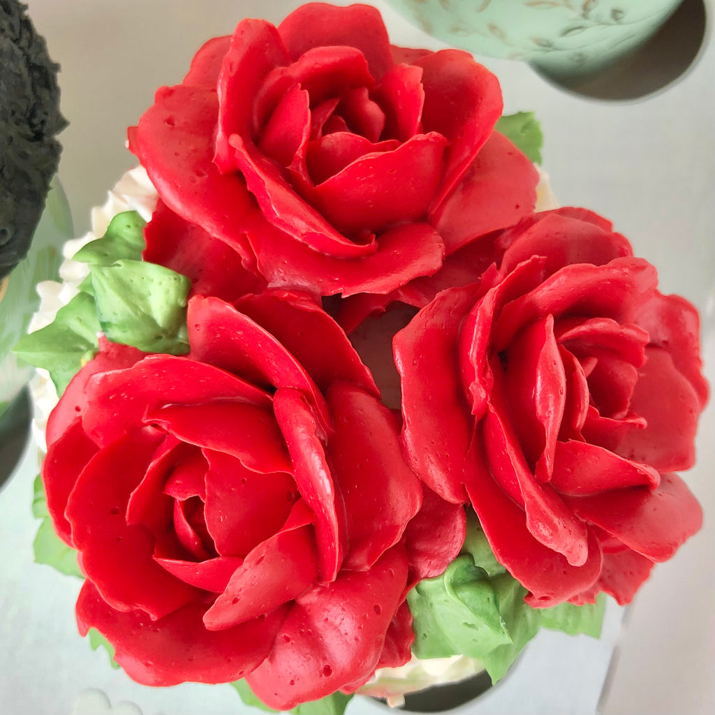 Classic Roses Cupcake Bouquet