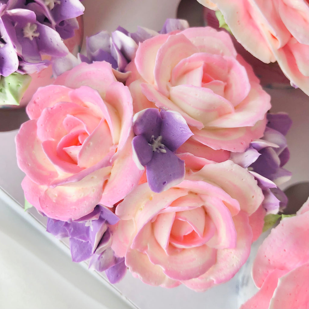 Blooming Roses Cake