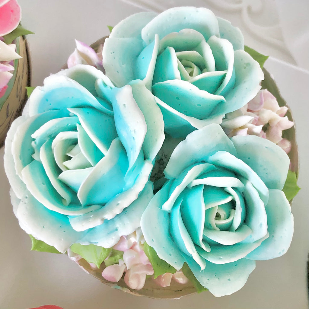 Classic Roses Cupcake Bouquet