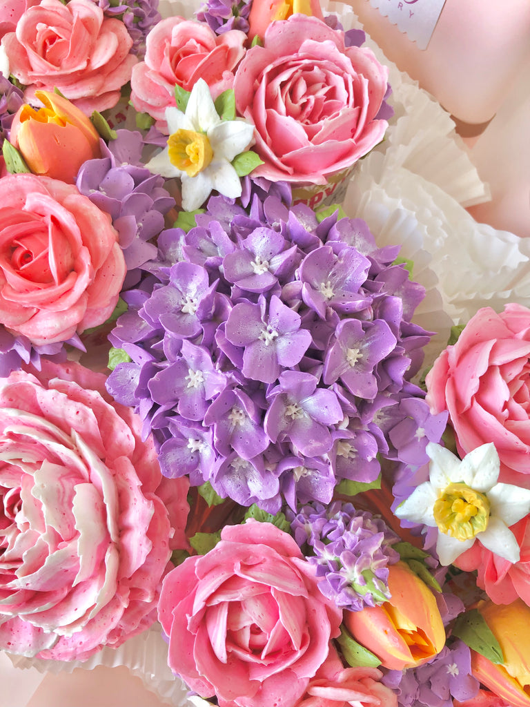 Spring Daffodils Cupcakes Bouquet