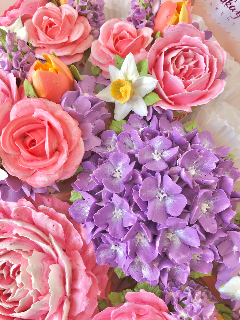 Spring Daffodils Cupcakes Bouquet